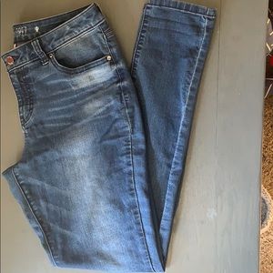 Jennifer Lopez Jeans